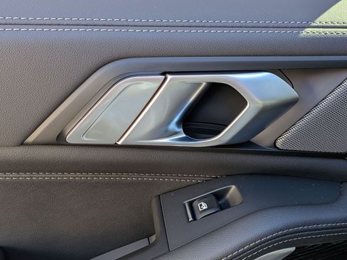 New 2026 BMW X5 sDrive40i w/ M Sport Package image 28