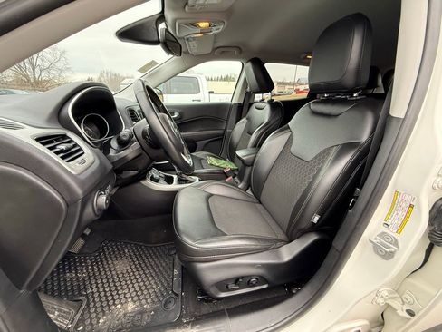 Used 2021 Jeep Compass Latitude w/ Convenience Group image 4