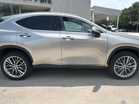 Used 2022 Lexus NX 350h AWD image 8
