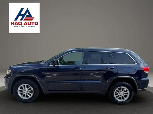 Used 2018 Jeep Grand Cherokee Laredo AWD/4WD image 8