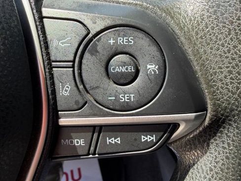 Used 2023 Toyota Camry LE w/ Convenience Package FWD image 18