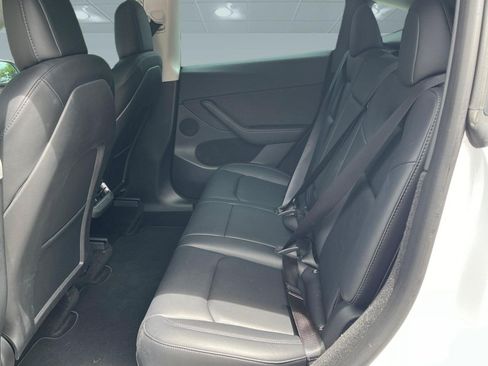 Used 2023 Tesla Model Y Long Range AWD/4WD image 10