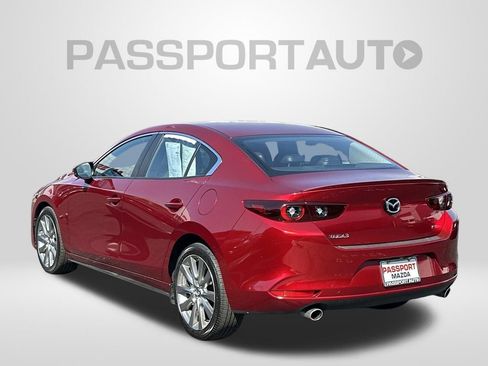 Used 2025 MAZDA MAZDA3 s FWD image 2