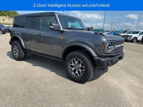 Used 2025 Ford Bronco Badlands AWD/4WD image 8
