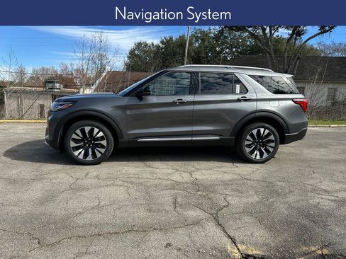 Used 2026 Ford Explorer Platinum w/ LUX Leather Package AWD/4WD image 2
