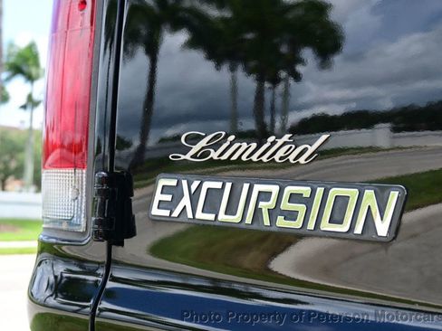 Used 2004 Ford Excursion Limited image 19