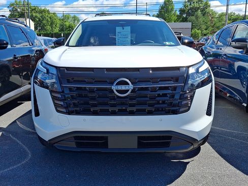 New 2026 Nissan Pathfinder SV AWD/4WD image 2