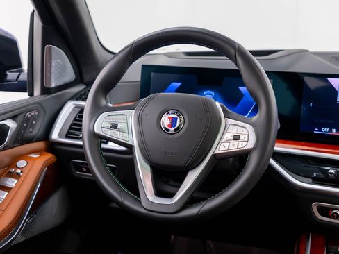 Used 2024 BMW ALPINA XB7 AWD/4WD image 11