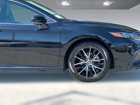 Used 2023 Toyota Camry SE FWD image 32