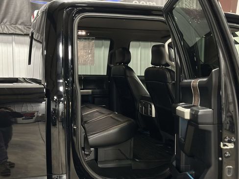 Used 2017 Ford F250 Lariat w/ Lariat Ultimate Package image 4