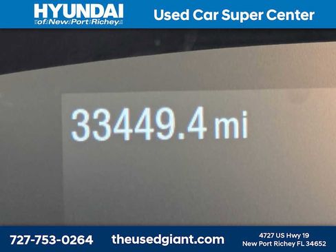 Used 2022 Ford Maverick XLT image 14