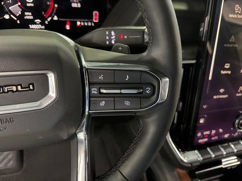 Certified 2025 GMC Yukon Denali image 19