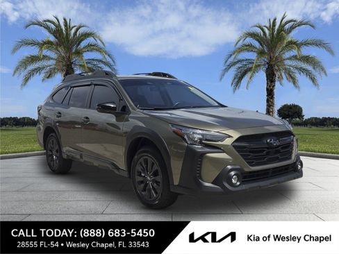 Used 2025 Subaru Outback Onyx Edition AWD/4WD image 1