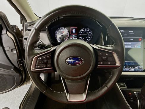 Used 2024 Subaru Outback Premium AWD/4WD image 12