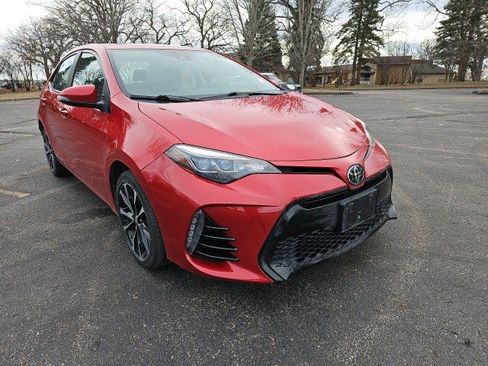 Used 2019 Toyota Corolla XLE image 8