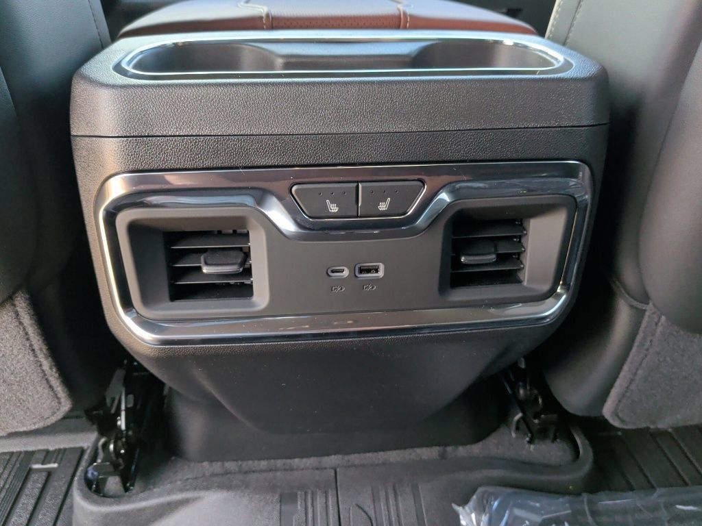 New 2026 GMC Sierra 2500 Denali Ultimate AWD/4WD image 43