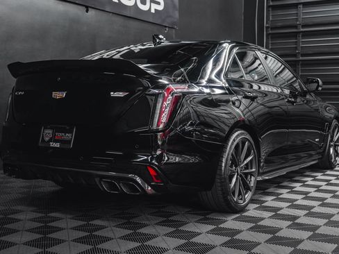 Used 2022 Cadillac CT4 V Blackwing w/ Carbon Fiber 1 Package RWD image 24