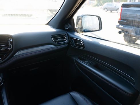 Used 2025 Dodge Durango GT image 10