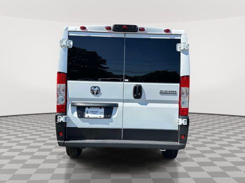Used 2025 RAM ProMaster 2500 w/ U-Haul Equipment Group FWD image 4