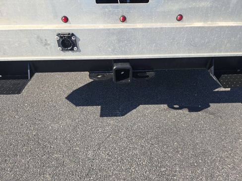 Used 2023 Ford F550 4x4 Crew Cab Super Duty image 10