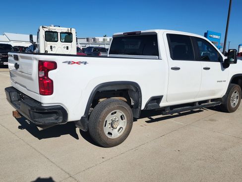 Used 2022 Chevrolet Silverado 2500 W/T w/ WT Convenience Package AWD/4WD image 4