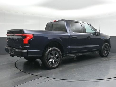 Used 2024 Ford F150 Lightning Lariat image 7