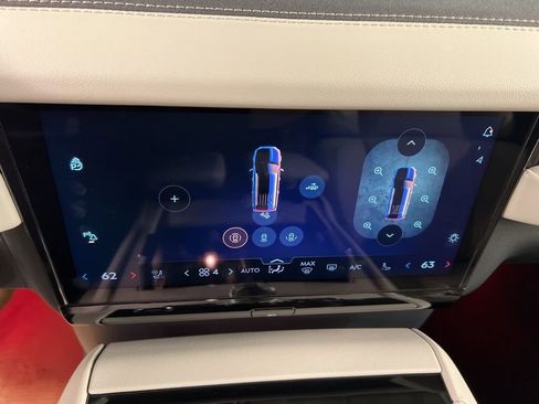 New 2026 Lincoln Navigator L Reserve image 13