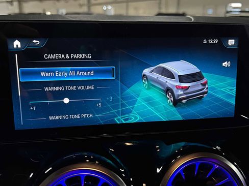 Used 2023 Mercedes-Benz GLA 250 4MATIC image 36