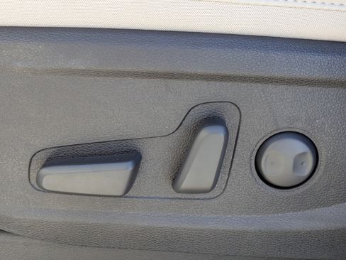 New 2025 Kia Telluride S image 26