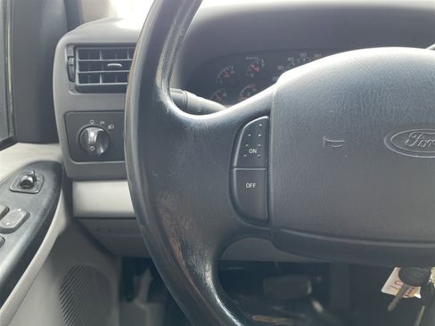Used 2001 Ford F250 XLT image 27