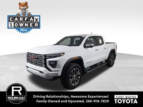 Used 2023 GMC Canyon Denali AWD/4WD image 1