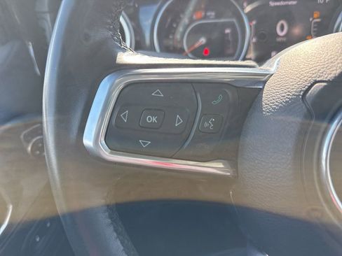 Used 2022 Jeep Wrangler Unlimited Sahara image 12