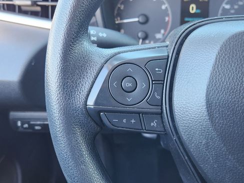 Used 2024 Toyota Corolla LE image 32