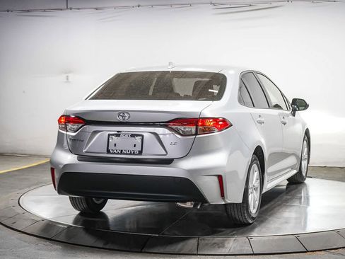 Certified 2026 Toyota Corolla LE w/ LE Premium Package FWD image 7