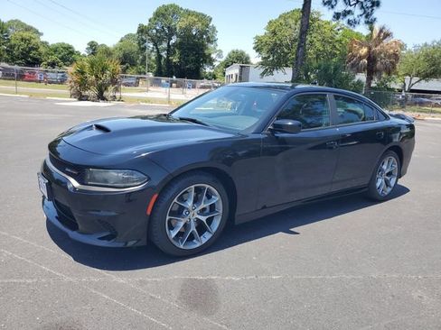 Used 2023 Dodge Charger GT RWD image 3