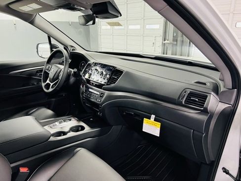 New 2026 Honda Ridgeline RTL image 32