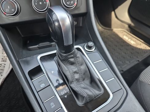 Used 2019 Volkswagen Jetta S w/ Driver Assistance Package FWD image 25