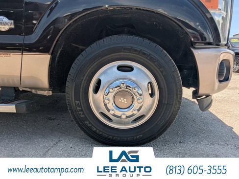 Used 2014 Ford F350 King Ranch w/ King Ranch w/Chrome Package image 10