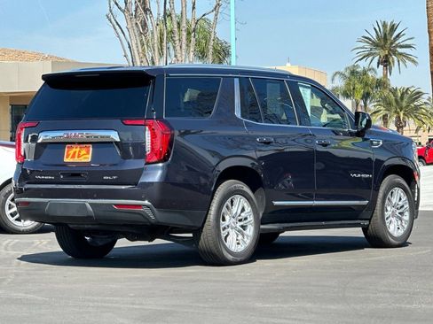 Used 2023 GMC Yukon SLT RWD image 3