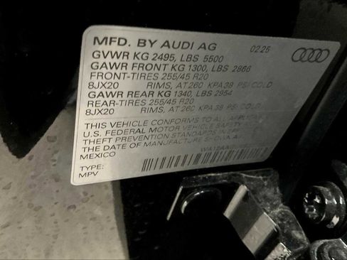 New 2025 Audi Q5 Premium Plus w/ Premium Plus image 20