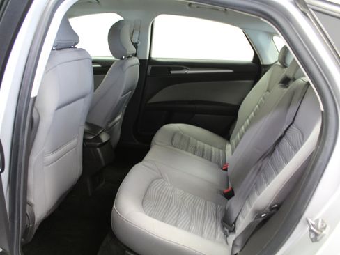 Used 2016 Ford Fusion S image 19