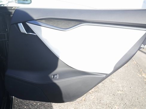 Used 2021 Tesla Model S Long Range Plus image 35