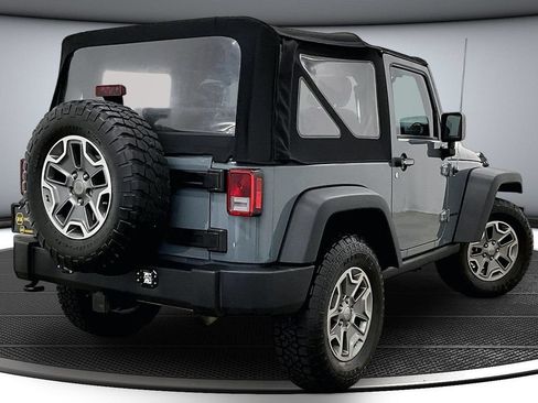 Used 2015 Jeep Wrangler Rubicon AWD/4WD image 6