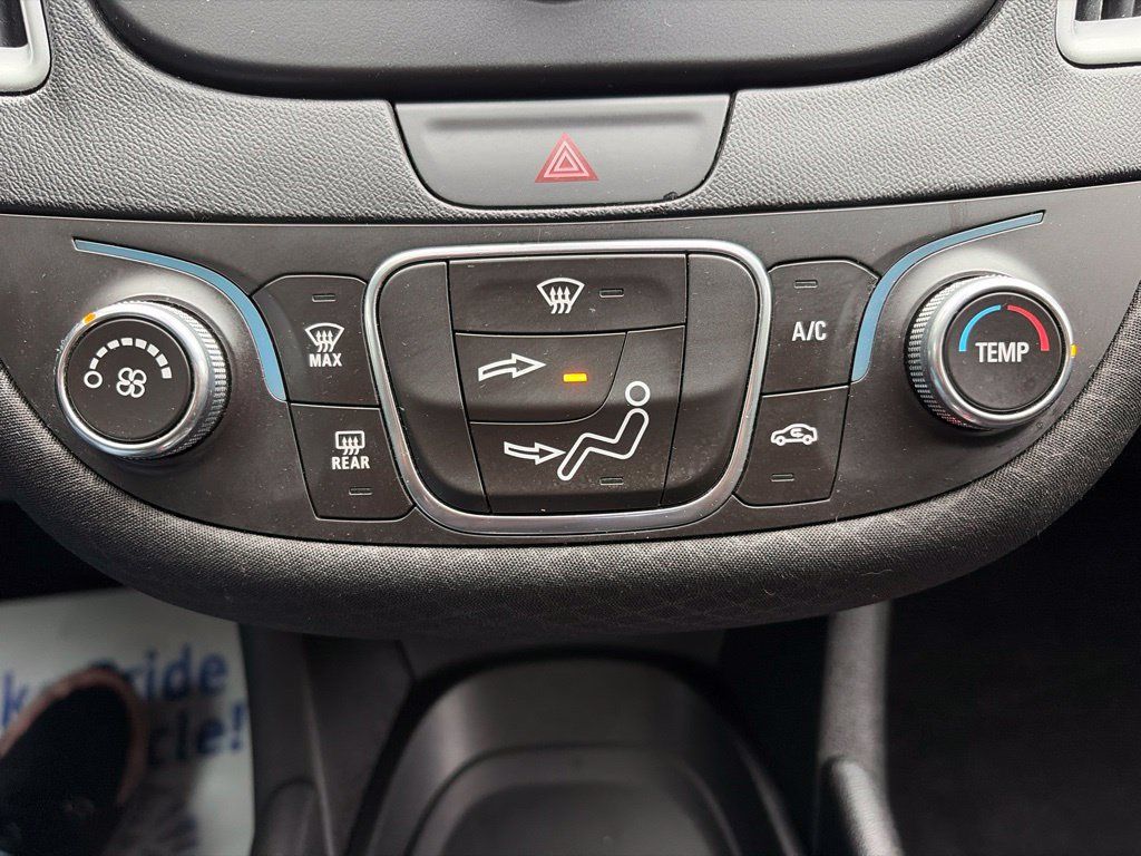 Used 2017 Chevrolet Malibu LS FWD image 10