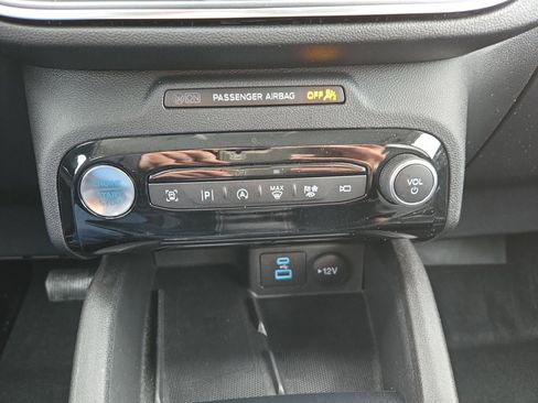 Certified 2023 Ford Escape Platinum image 20