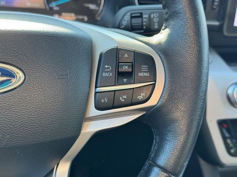 Used 2023 Ford Explorer XLT w/ Equipment Group 202A image 22