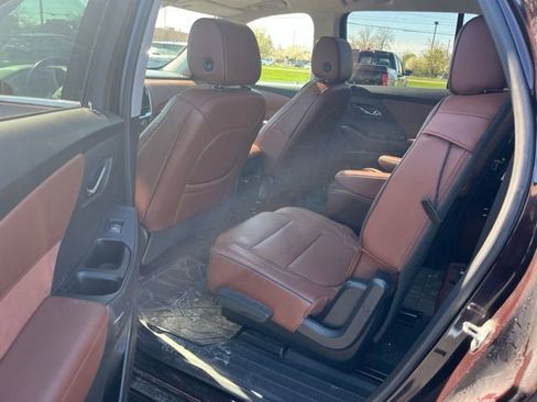 Certified 2020 Chevrolet Traverse High Country w/ LPO, Floor Liner Package AWD/4WD image 11