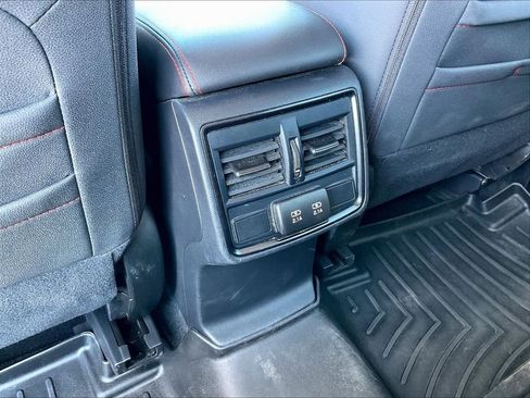 Used 2023 Subaru Forester Sport image 27