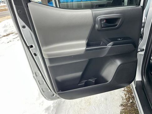 Used 2023 Toyota Tacoma image 9
