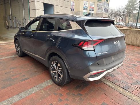 Certified 2023 Kia Sportage EX image 5